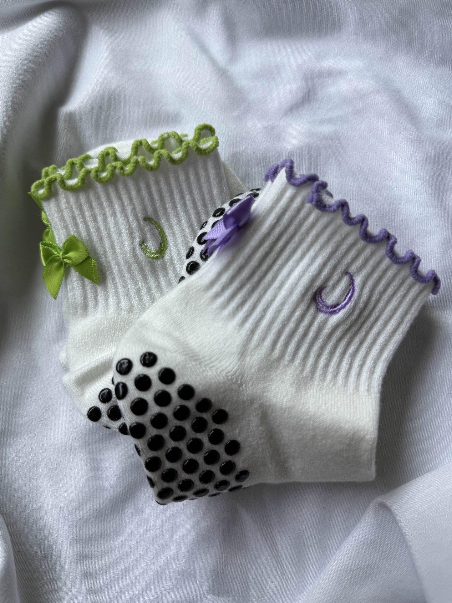 The Tea Collection: "Matcha" Women's Grip Socks