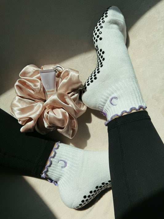 The Tea Collection: "Taro" Women's Grip Socks
